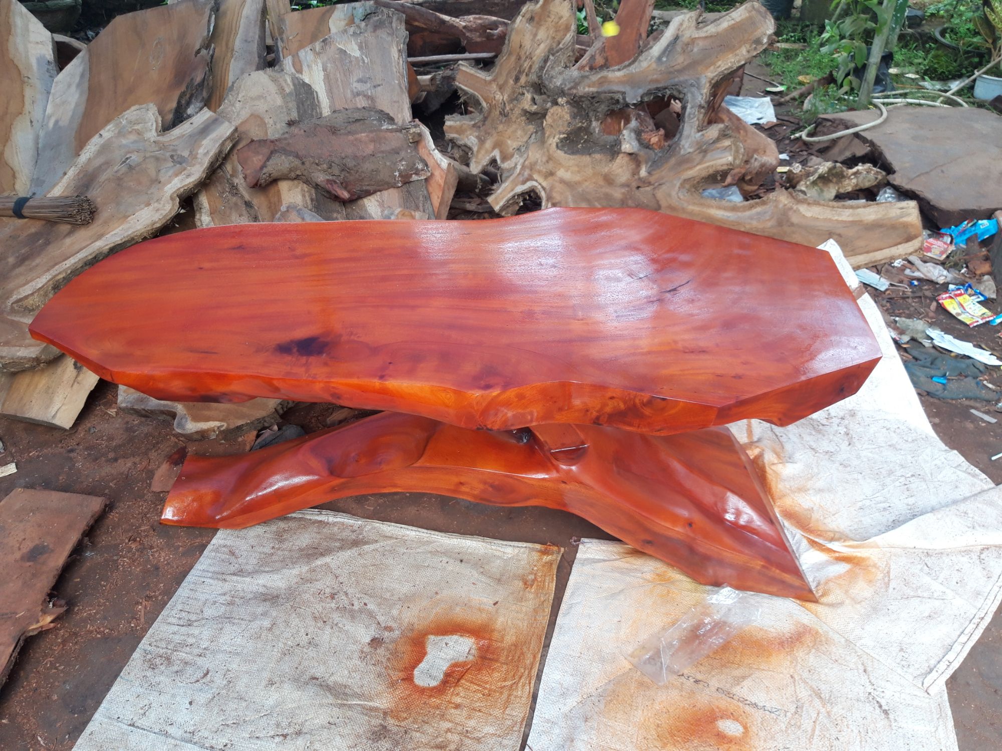 Harga Meja Kayu Mahoni Terbaru